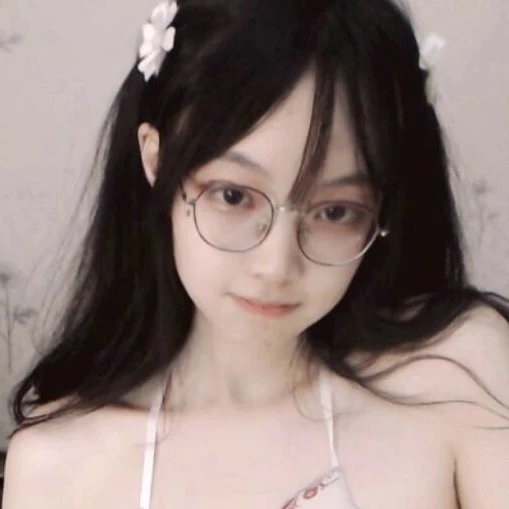清月已经不困了